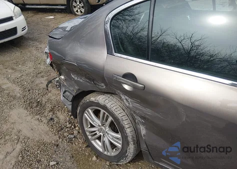 2011 Infiniti G37X z USA, uszkodzony, nr VIN JN1CV6AR9BM404878